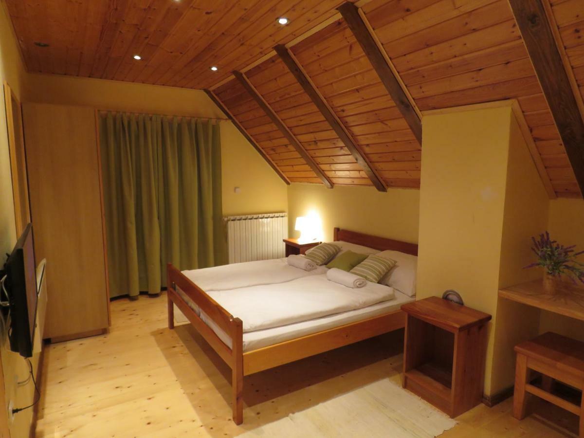 Guesthouse Stefanac Otocac Luaran gambar